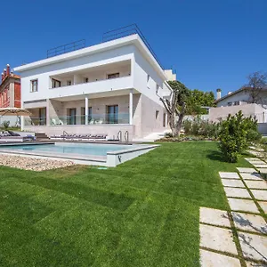 4* Pensión Somewhere -